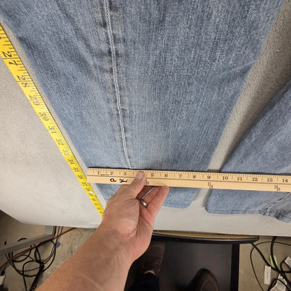 VTG Levis Engineered Jeans Mens Blue Twisted Flap Pocket Altered Hem Fits 32x30